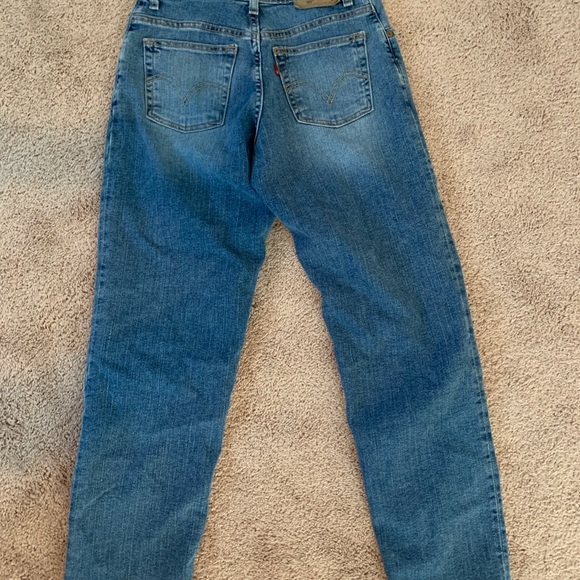 Jeans - Picture 2 of 4